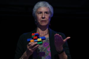 Foto della Professoressa Anita Tabacco, del Politecnico di Torino.