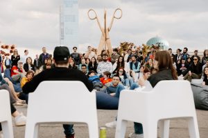 Foto del pubblico che assiste al talk di Davide D'Urso