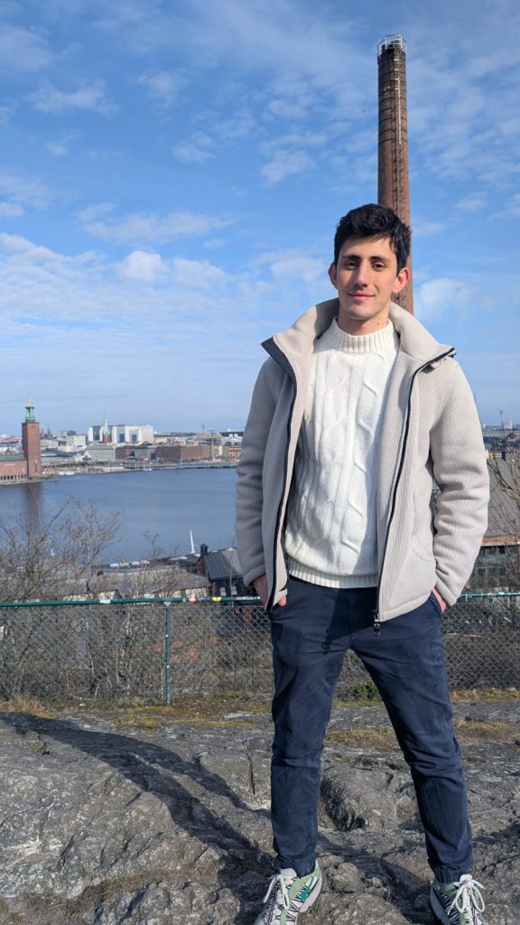 Foto ritratto di Antonio Tudisco, borsista Pollo